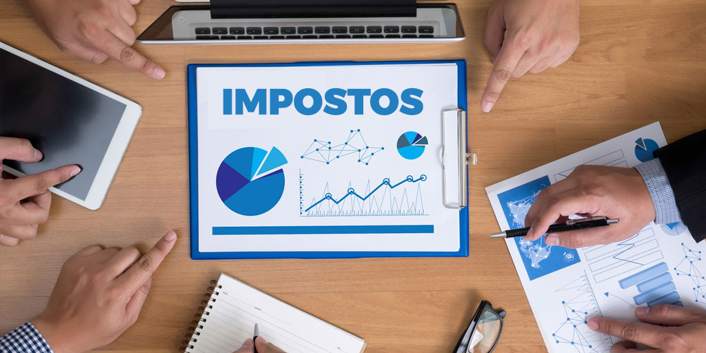 Escrever sobre Compliance Tributário pressupõe falar antes sobre Tributação e depois averiguar como as estratégias de Compliance podem ser úteis em termos de tributação, direitos e deveres, infrações, crimes e relacionamentos entre o Fisco e o Contribuinte. Esta é a proposta destas breves digressões sobre dois temas os quais tive a oportunidade de vivenciar na prática e estudar na teoria. E ainda o faço.